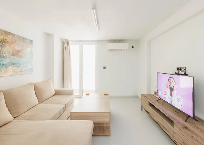 Beautiful Underground Nest With Prv Terrace