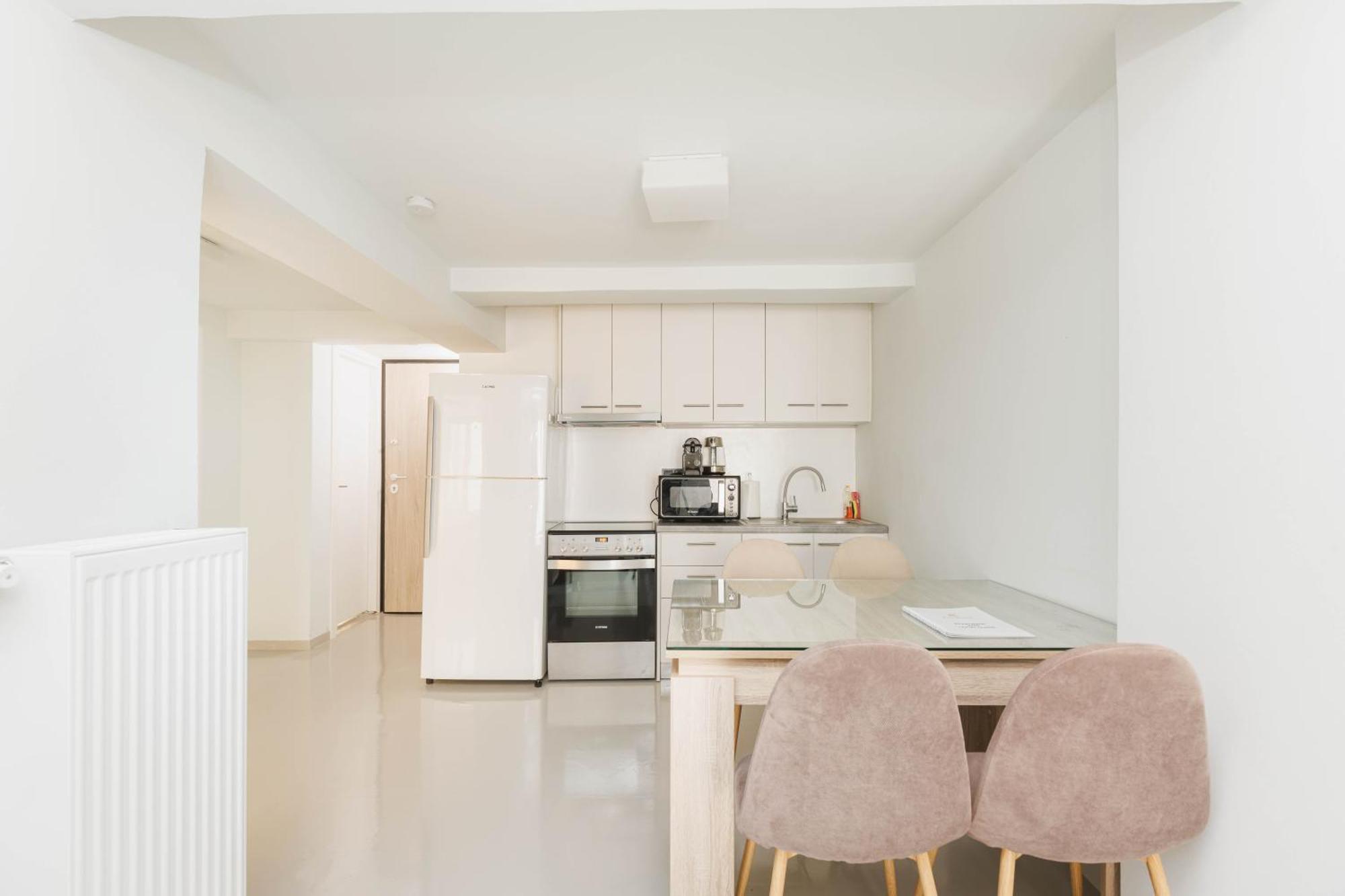 Apartment Beautiful Underground Nest With Prv Terrace *